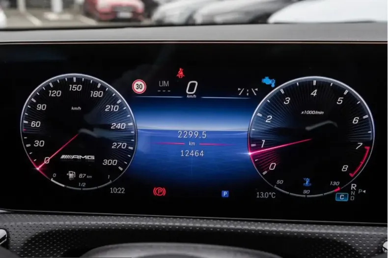 Mercedes-Benz CLA 45 AMG (Clasa CLA) din 2024 cu 12.458 km - oferta MER207911 - foto 21