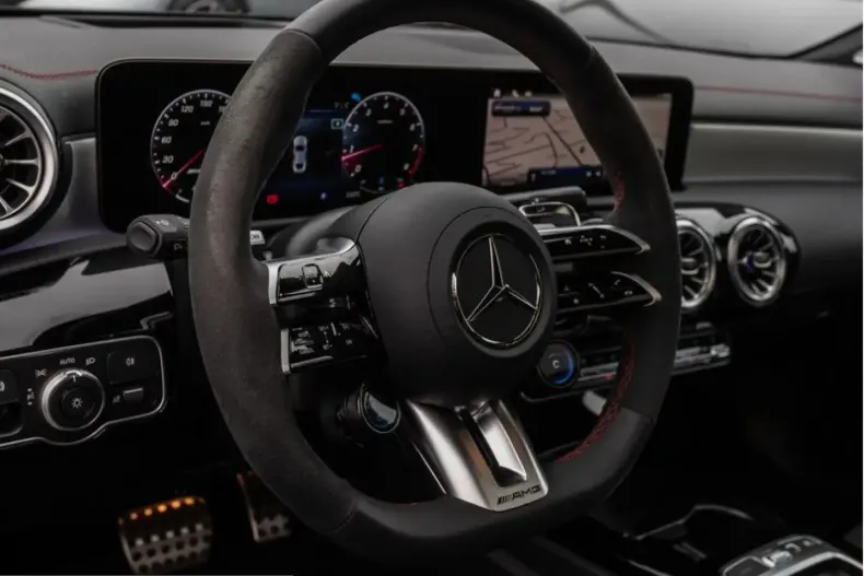 Mercedes-Benz CLA 45 AMG (Clasa CLA) din 2024 cu 12.458 km - oferta MER207911 - foto 24