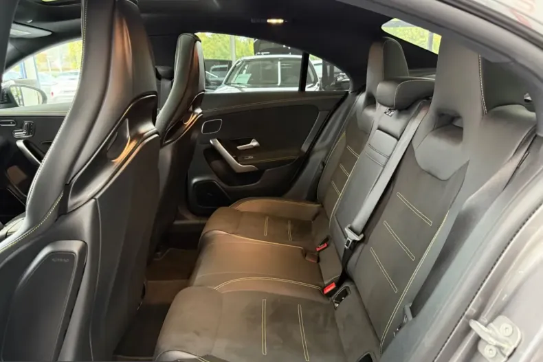 Mercedes-Benz CLA 45 AMG (Clasa CLA) din 2024 cu 17.500 km - oferta MER207912 - foto 12