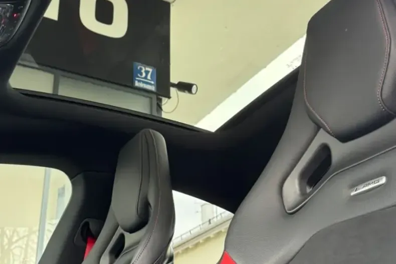 Mercedes-Benz CLA 45 AMG (Clasa CLA) din 2023 cu 48.700 km - oferta MER207913 - foto 13