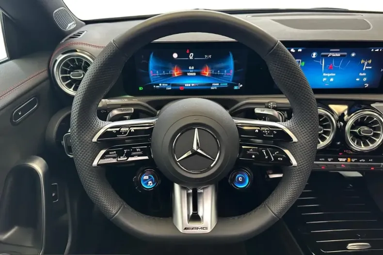 Mercedes-Benz CLA 35 AMG (Clasa CLA) din 2024 cu 10.318 km - oferta MER207914 - foto 9