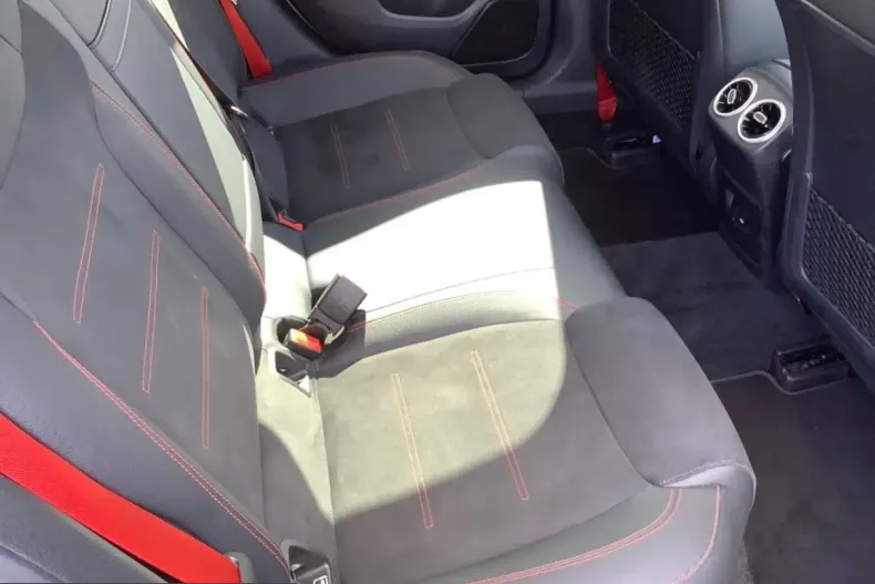 Mercedes-Benz CLA 35 AMG (Clasa CLA) din 2024 cu 23.433 km - oferta MER207915 - foto 15