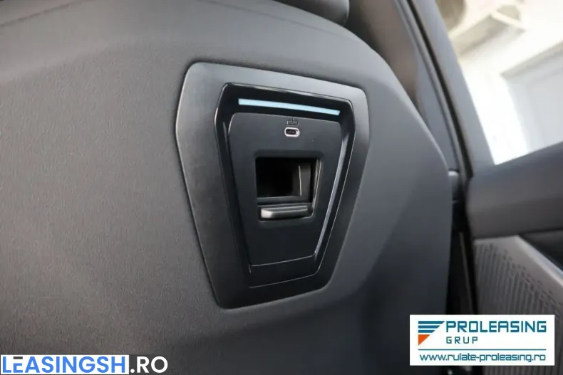 BMW 520d (Seria 5) din 2023 cu 13.430 km - oferta BMW207928 - foto 18