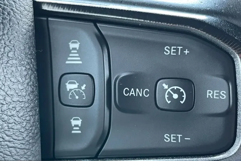 Dodge RAM din 2023 cu 7.828 km - oferta DOD207939 - foto 18