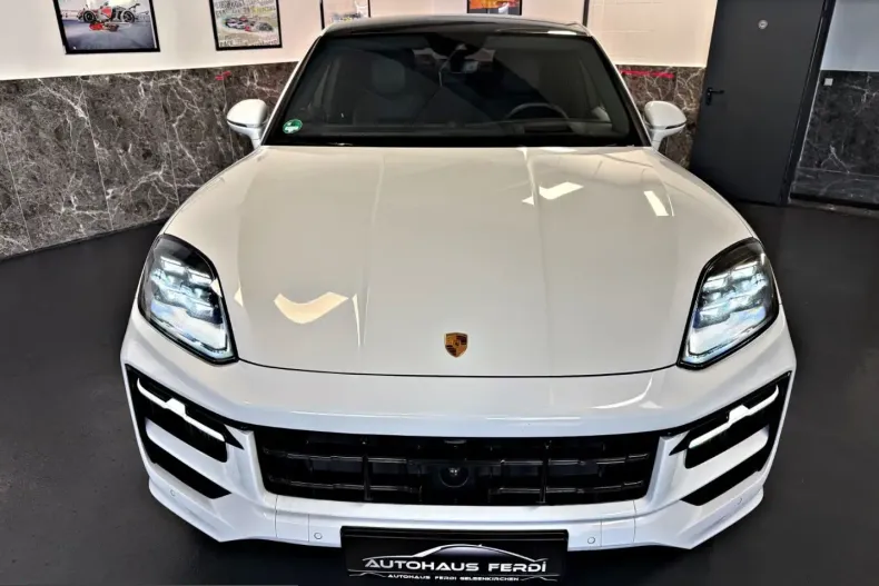 Porsche Cayenne din 2025 cu 32.000 km - oferta POR207940 - foto 3