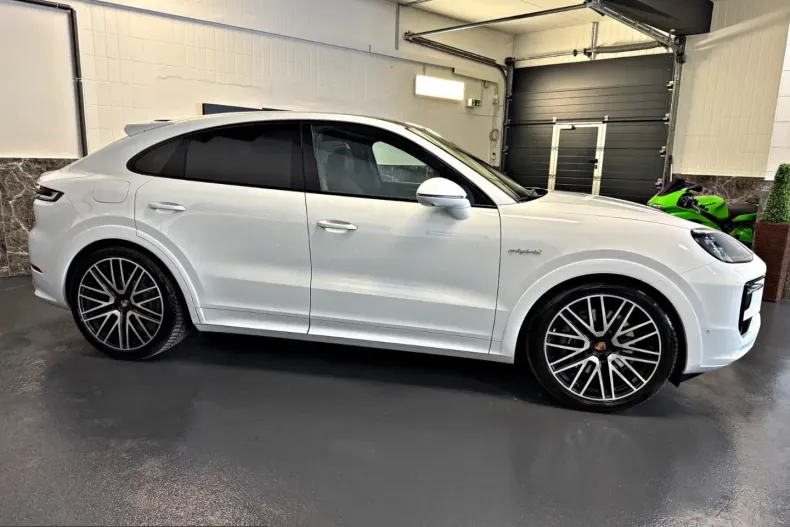 Porsche Cayenne din 2025 cu 32.000 km - oferta POR207940 - foto 11