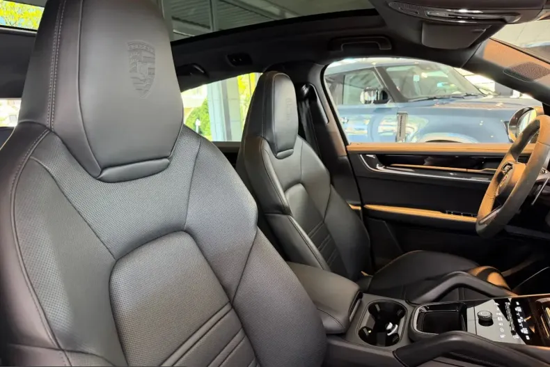 Porsche Cayenne din 2024 cu 46.000 km - oferta POR207943 - foto 30