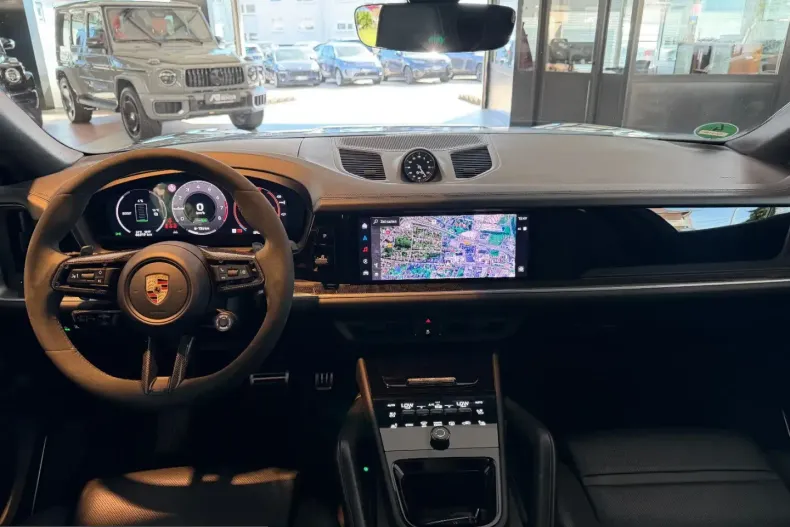 Porsche Cayenne din 2024 cu 46.000 km - oferta POR207943 - foto 32