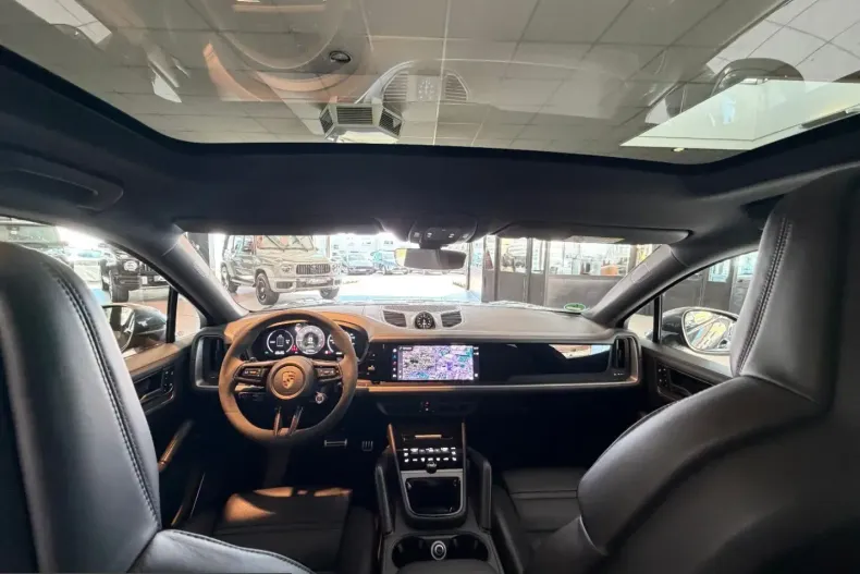 Porsche Cayenne din 2024 cu 46.000 km - oferta POR207943 - foto 34