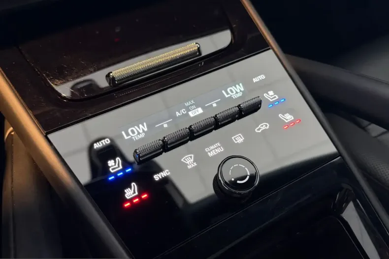 Porsche Cayenne din 2024 cu 46.000 km - oferta POR207943 - foto 41