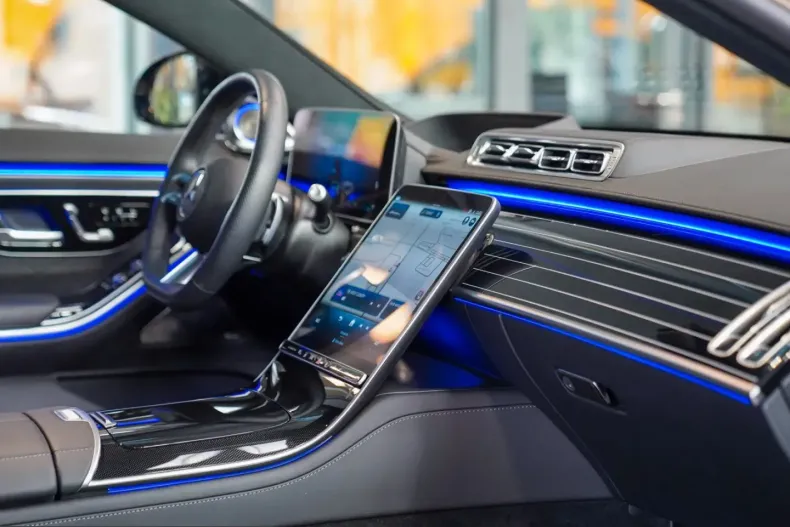 Mercedes-Benz S 580 (Clasa S) din 2024 cu 23.694 km - oferta MER207945 - foto 9