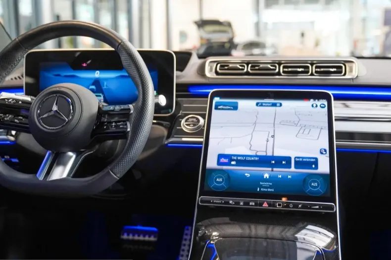 Mercedes-Benz S 580 (Clasa S) din 2024 cu 23.694 km - oferta MER207945 - foto 13