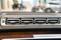 Mercedes-Benz S 500 (Clasa S) din 2025 cu 20.223 km - oferta MER207946 - foto 25