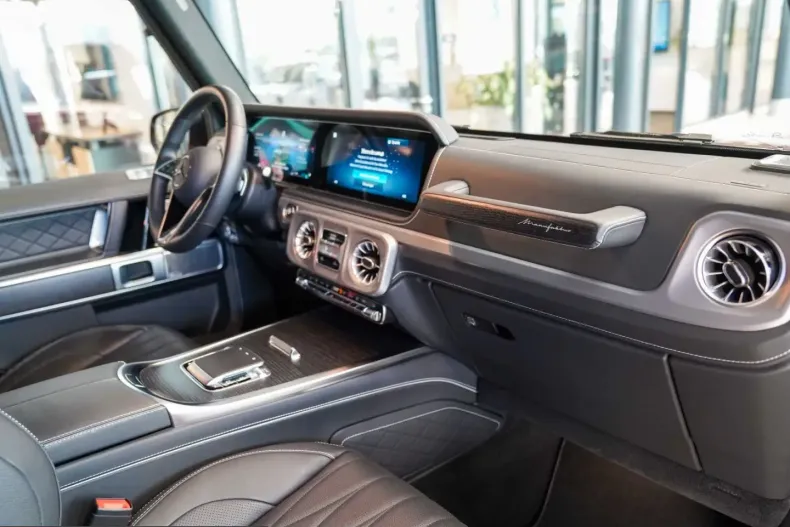 Mercedes-Benz G 500 (Clasa G) din 2024 cu 6.389 km - oferta MER207948 - foto 12