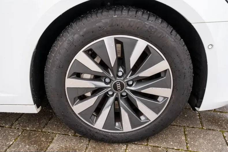 Audi A6 din 2022 cu 83.990 km - oferta AUD207961 - foto 9