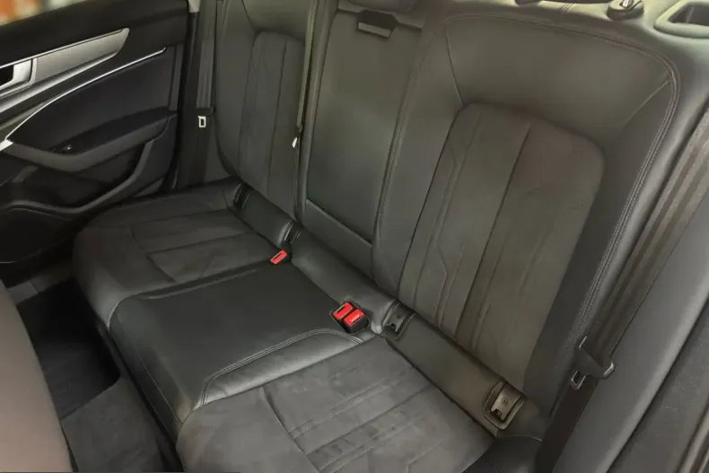 Audi A6 din 2022 cu 83.550 km - oferta AUD207965 - foto 16