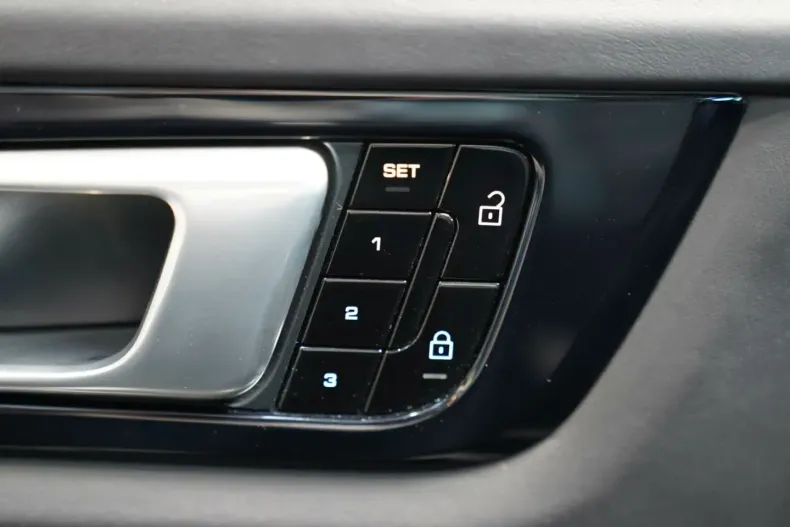 Porsche Cayenne din 2021 cu 91.400 km - oferta POR207974 - foto 26