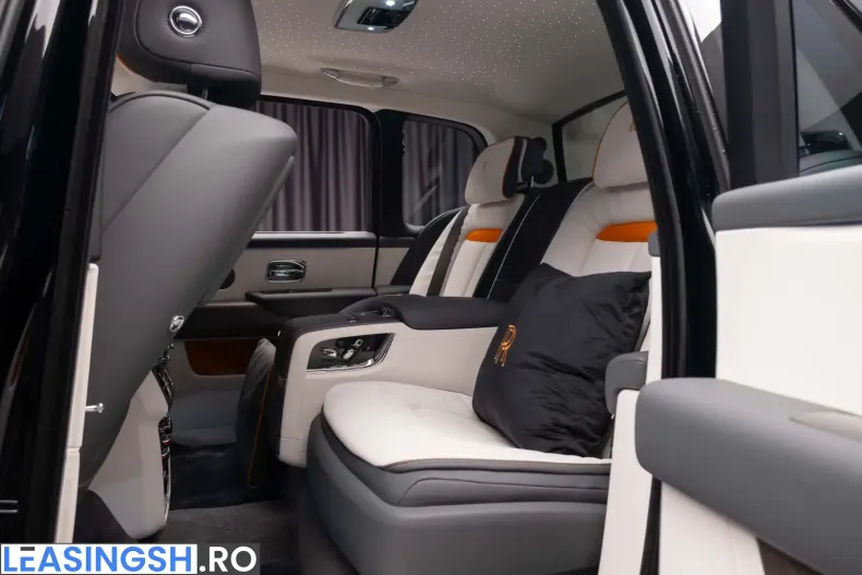 Rolls-Royce Cullinan din 2026 cu 35 km - oferta ROL207975 - foto 12