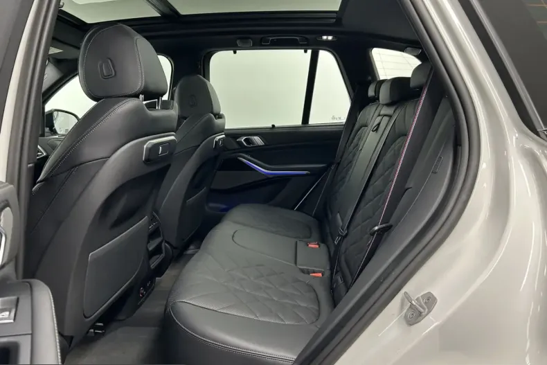 BMW X5 (Seria X) din 2025 cu 7.500 km - oferta BMW207985 - foto 17