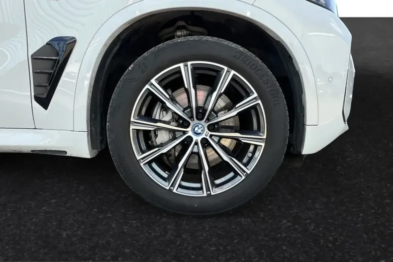 BMW X5 (Seria X) din 2025 cu 16.990 km - oferta BMW207987 - foto 5