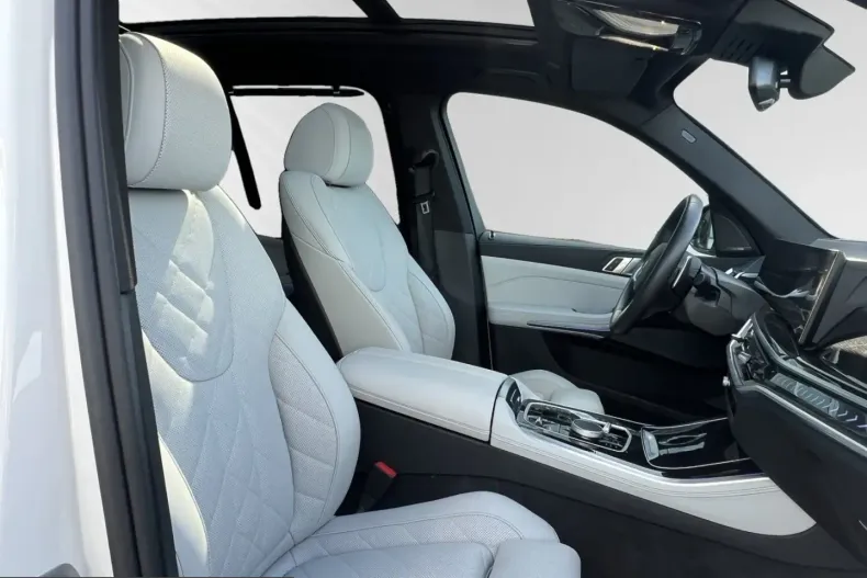 BMW X5 (Seria X) din 2025 cu 16.990 km - oferta BMW207987 - foto 7