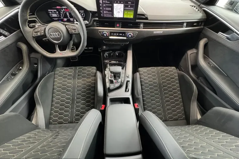 Audi RS4 din 2025 cu 8.500 km - oferta AUD207988 - foto 12