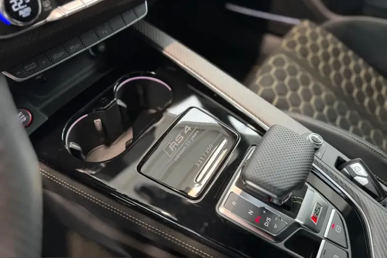 Audi RS4 din 2025 cu 8.500 km - oferta AUD207988 - foto 17