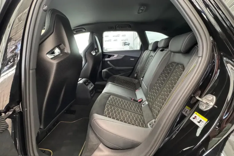 Audi RS4 din 2025 cu 8.500 km - oferta AUD207988 - foto 19