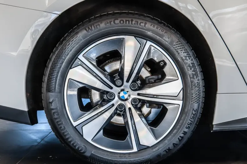 BMW 420i (Seria 4) din 2023 cu 68.200 km - oferta BMW207994 - foto 4