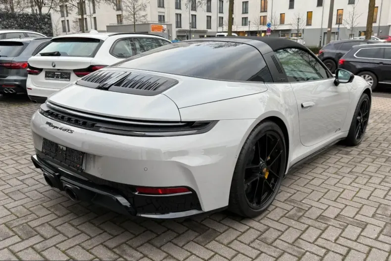 Porsche 992 din 2025 cu 3.490 km - oferta POR208004 - foto 3