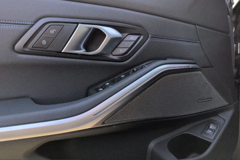 BMW M340d (Seria 3) din 2025 cu 14.568 km - oferta BMW208007 - foto 7