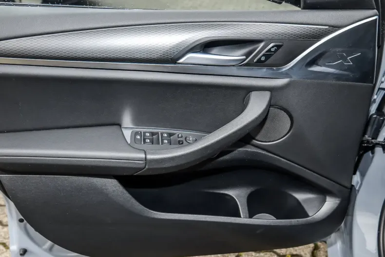 BMW X4 (Seria X) din 2022 cu 75.900 km - oferta BMW208009 - foto 18