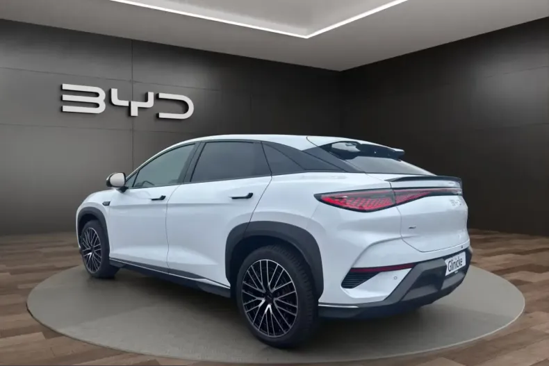 BYD Sealion 7 din 2025 cu 4.990 km - oferta BYD208015 - foto 1