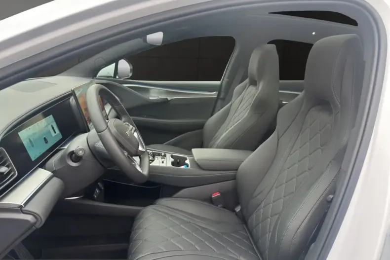 BYD Sealion 7 din 2025 cu 4.990 km - oferta BYD208015 - foto 9