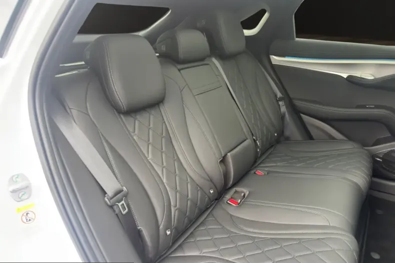 BYD Sealion 7 din 2025 cu 4.990 km - oferta BYD208015 - foto 14