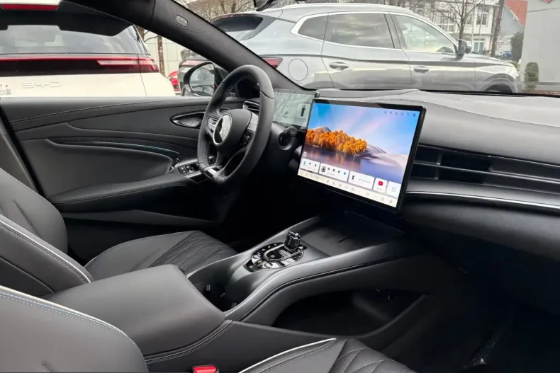 BYD Seal din 2026 cu 75 km - oferta BYD208017 - foto 10