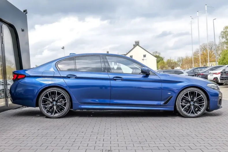 BMW 520 (Seria 5) din 2023 cu 40.825 km - oferta BMW208028 - foto 9