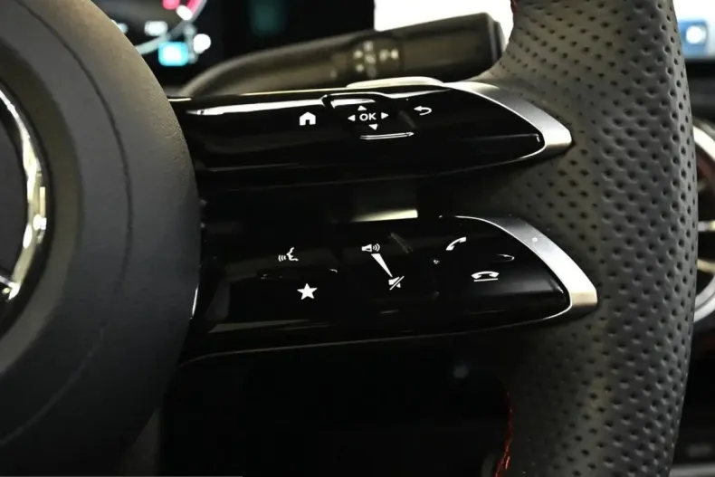 Mercedes-Benz CLA 250 (Clasa CLA) din 2025 cu 6.398 km - oferta MER208035 - foto 15