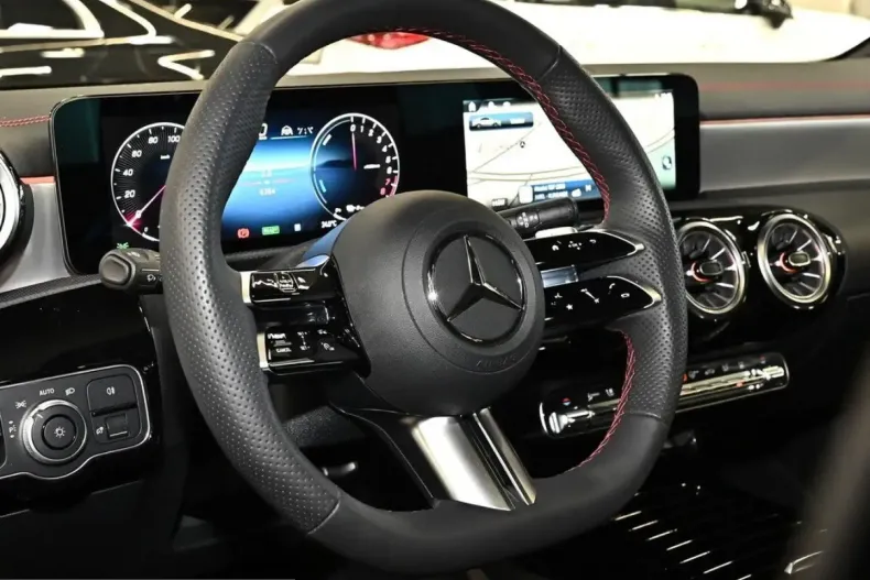 Mercedes-Benz CLA 250 (Clasa CLA) din 2025 cu 6.398 km - oferta MER208035 - foto 20