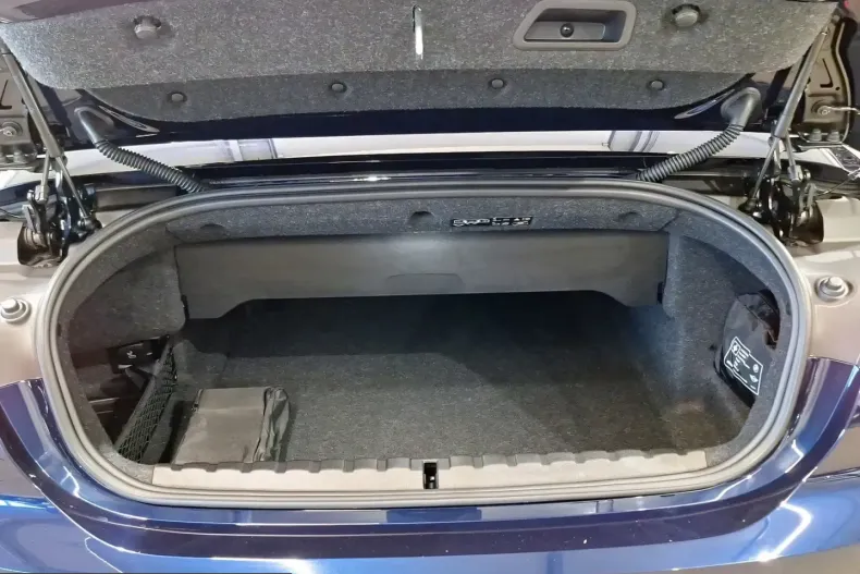 BMW 420d (Seria 4) din 2025 cu 8.299 km - oferta BMW208051 - foto 7