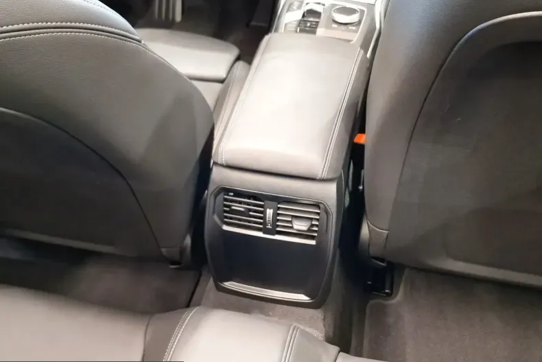 BMW 420d (Seria 4) din 2025 cu 8.299 km - oferta BMW208051 - foto 16