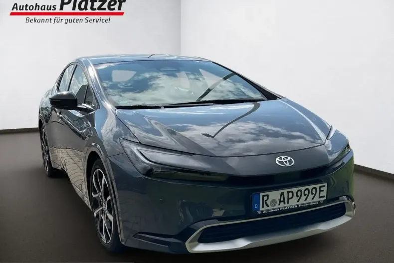 Toyota Prius din 2023 cu 9.866 km - oferta TOY208058 - foto 3