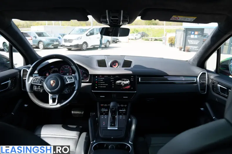 Porsche Cayenne din 2023 cu 29.650 km - oferta POR208064 - foto 9