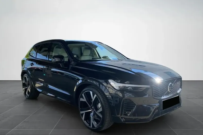 Volvo XC60 din 2025 cu 13.000 km - oferta VOL208067 - foto 2