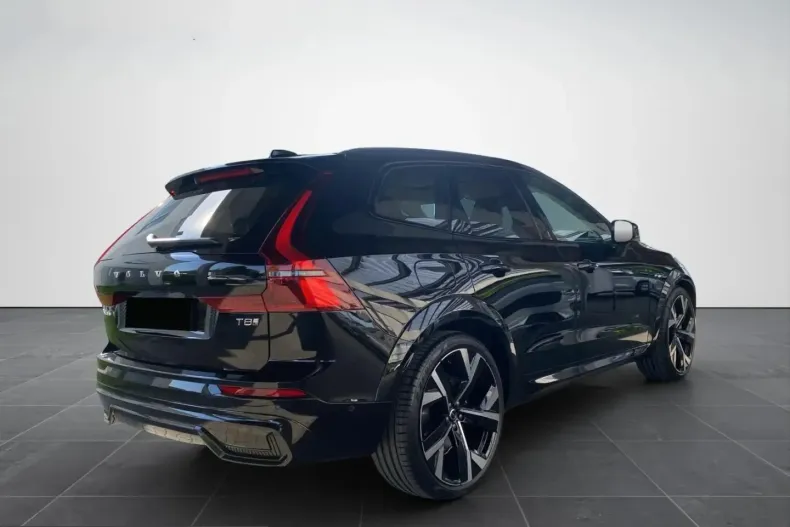 Volvo XC60 din 2025 cu 13.000 km - oferta VOL208067 - foto 6