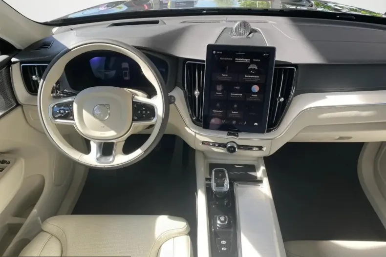 Volvo XC60 din 2025 cu 13.000 km - oferta VOL208067 - foto 11