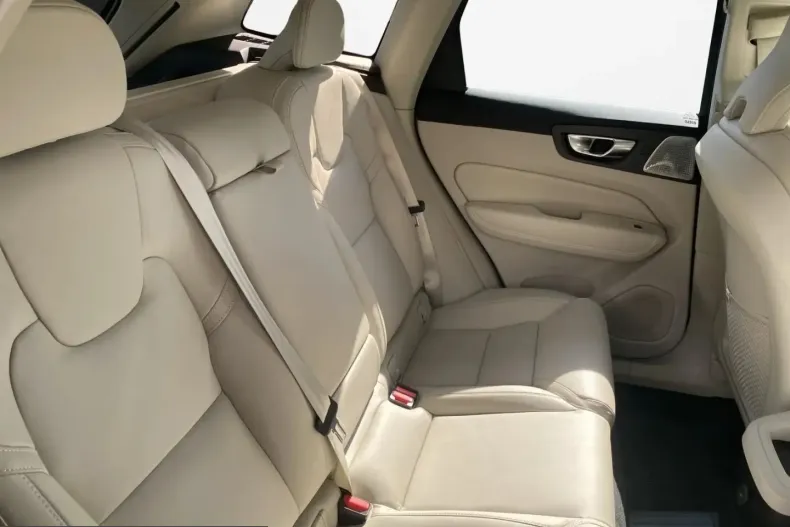 Volvo XC60 din 2025 cu 13.000 km - oferta VOL208067 - foto 18