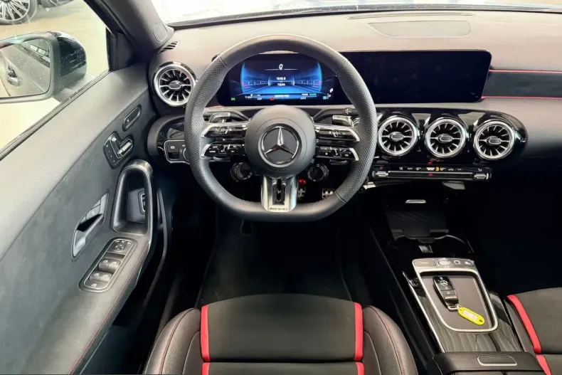 Mercedes-Benz A 35 AMG (Clasa A) din 2025 cu 11.500 km - oferta MER208068 - foto 15