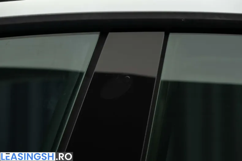 Tesla Model 3 din 2023 cu 58.000 km - oferta TES208072 - foto 34