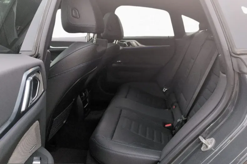 BMW M440 (Seria 4) din 2022 cu 59.029 km - oferta BMW208088 - foto 8